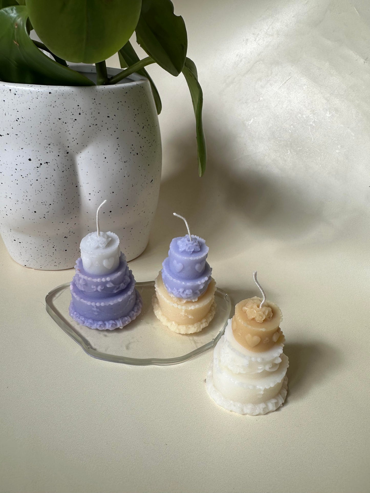 Suki Home The Cake Candle