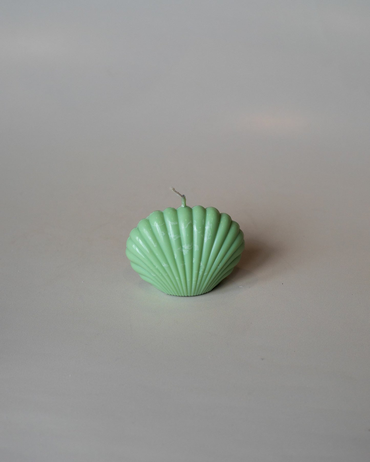 Suki Home The Shell Candle in Green