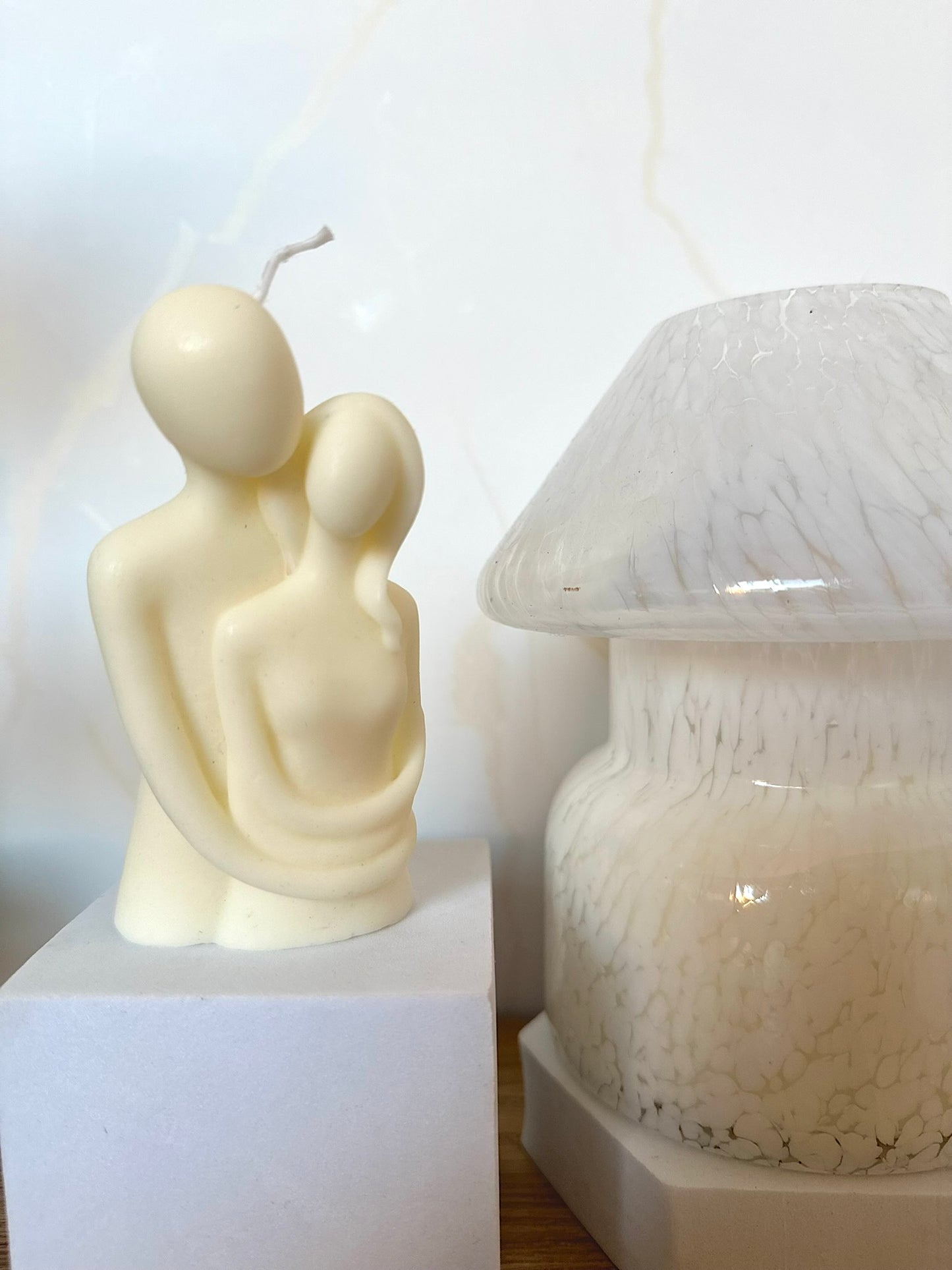 Suki Home The Couple Candle in White