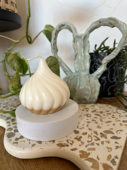 Suki Home The Dumpling Candle Customised in Honey and White