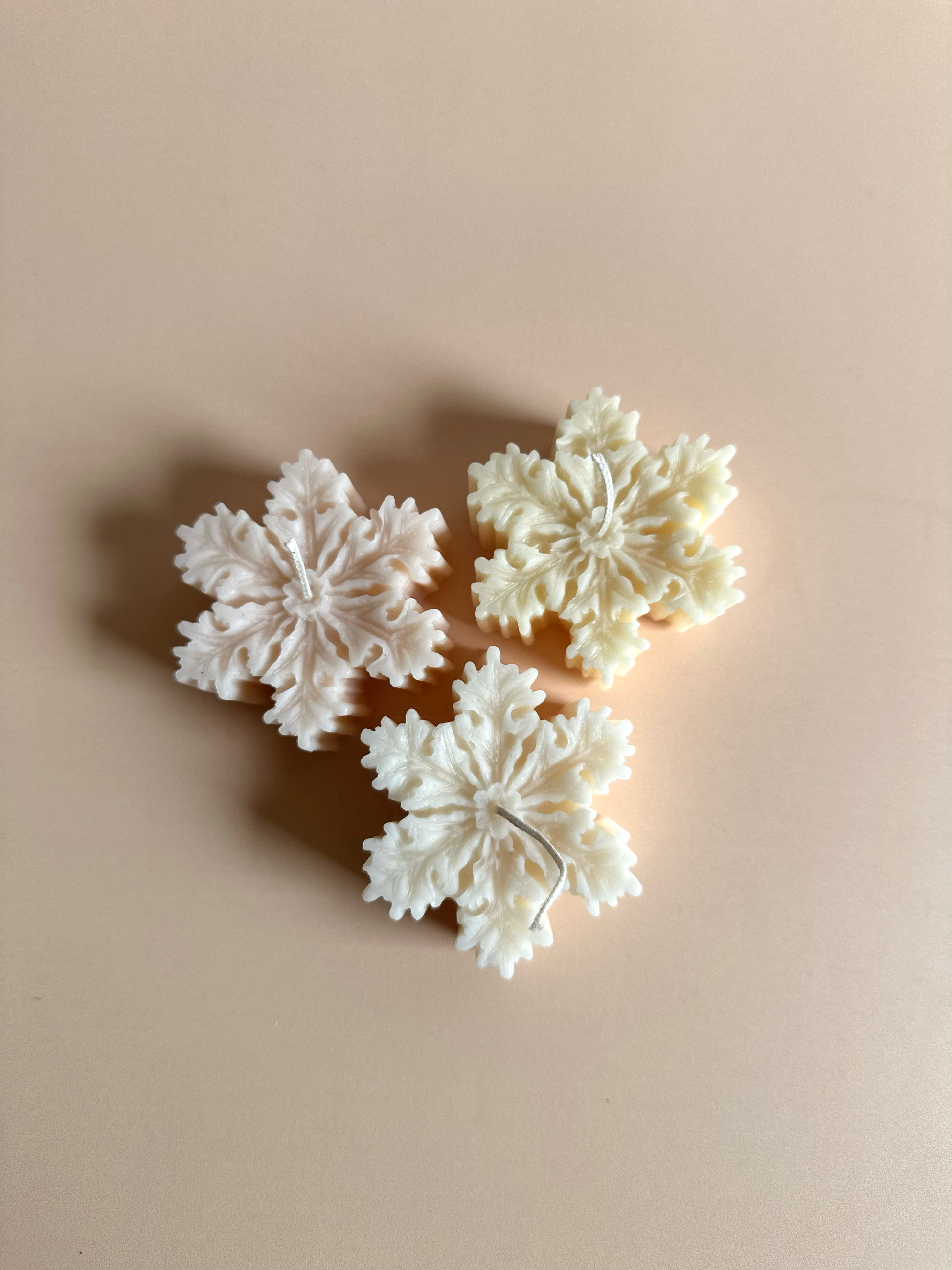 Suki Home The Snowflake Candle