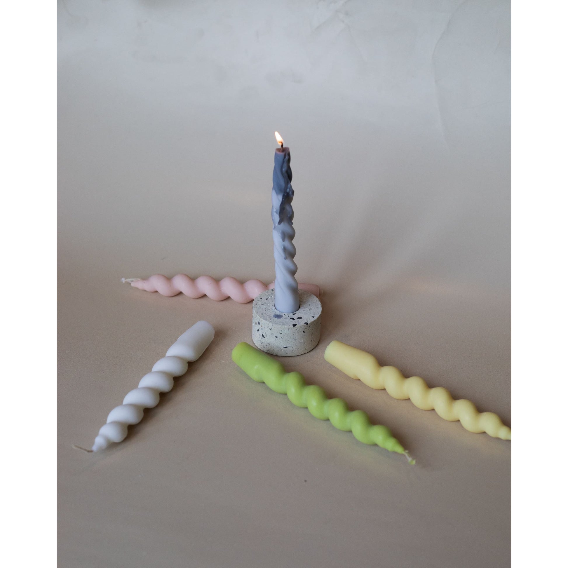 Suki Home Twist and Twirl Pillar Candle Combo Light